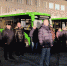 Первые шесть комплектов ключей от прибывших в Ирбит новеньких автобусов заместитель губернатора Свердловской области Валерий Чайников передал водителям ирбитского автотранспортного предприятия, обеспечивающего пассажирские перевозки по городским маршрутам. - Администрация г. Ирбит